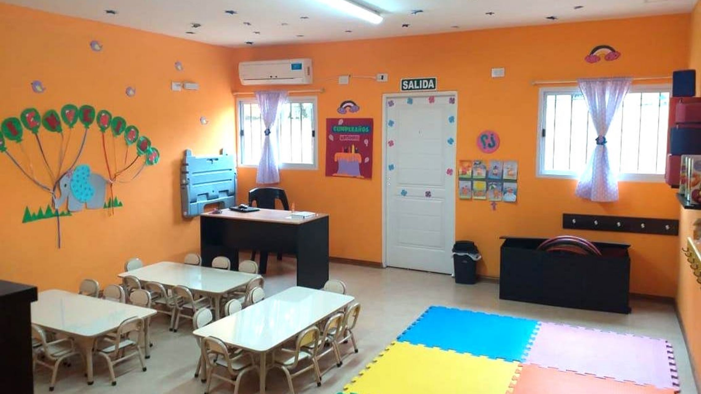 Macri visita un jardín hecho con plata de la valija del corrupto Antonini Wilson