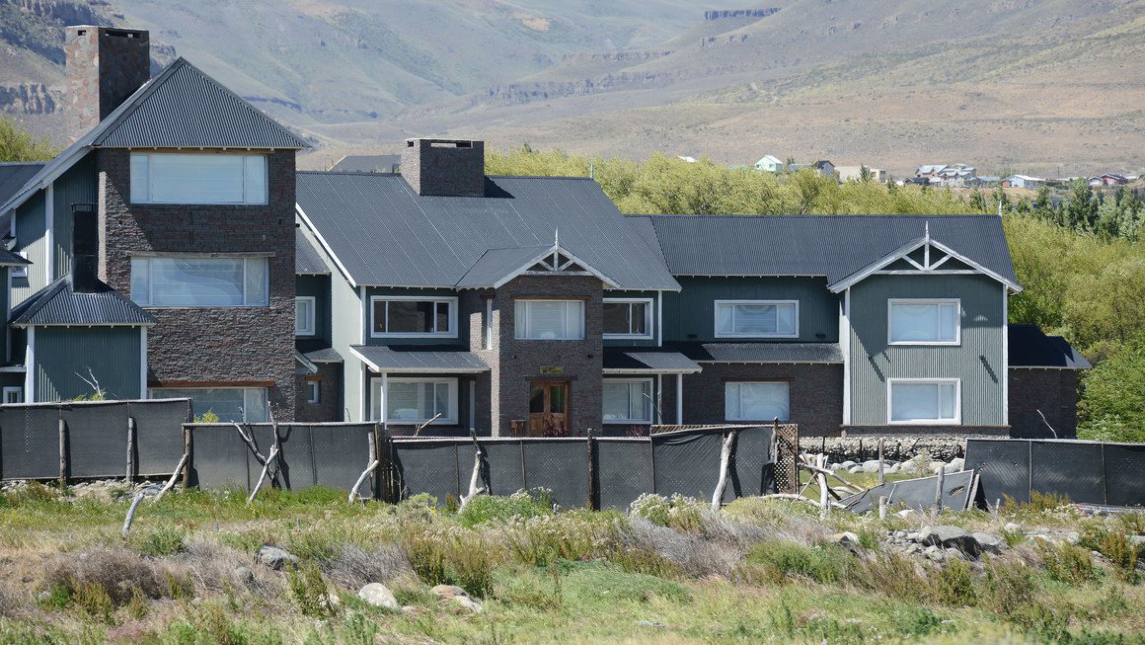 El abogado de Cristina se queja de que el hotel Los Sauces está abandonado y pueden usurparlo