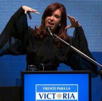 ¿Cristina le hizo macumba al bastón de mando presidencial?