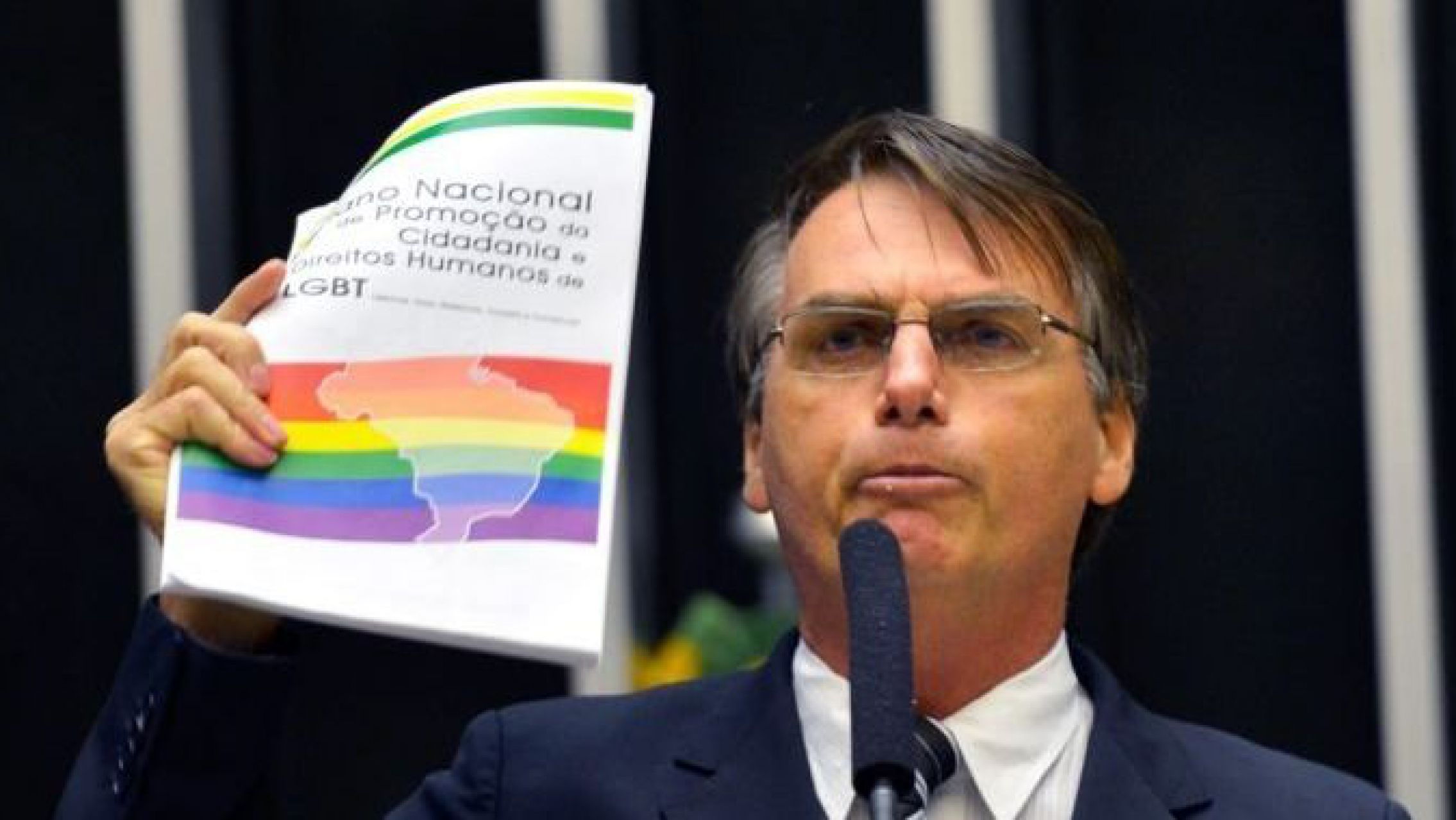 Bolsonaro prohibió la "ideología de género" en las escuelas primarias de Brasil