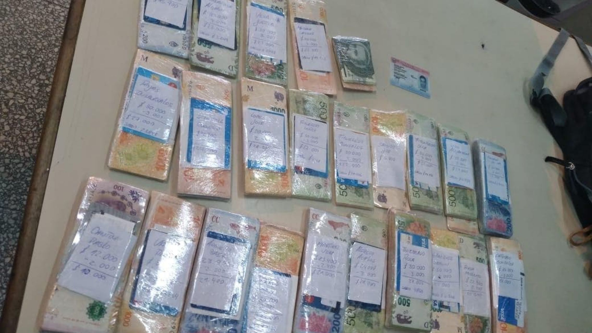 Aduaneros cobraban planes de Anses y los entregaban en Paraguay