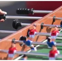 Una diputada mendocina propone que el Metegol sea "deporte provincial" y quiere prohibir el "molinete"