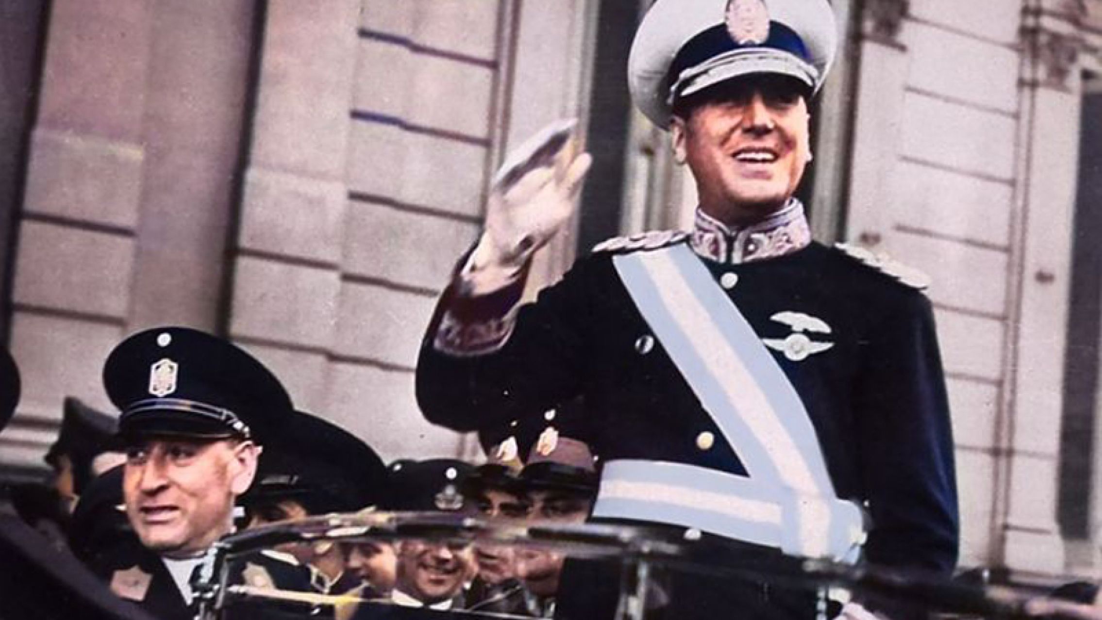 Mendoza: la UCR le quitó el nombre a la Avenida Perón para que se llame como un "enanito verde"