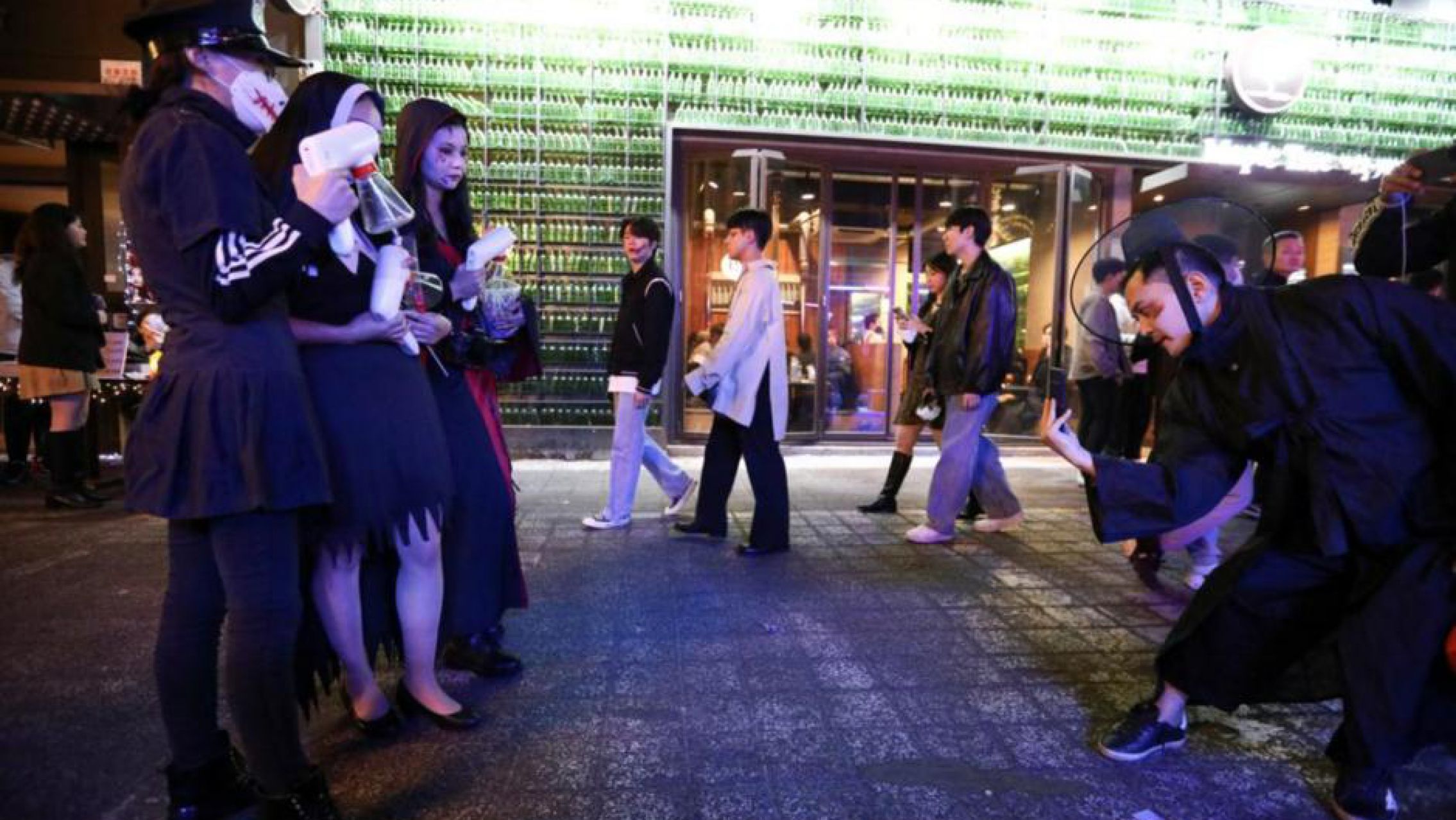 Tragedia en Corea: una estampida dejó casi 100 muertos