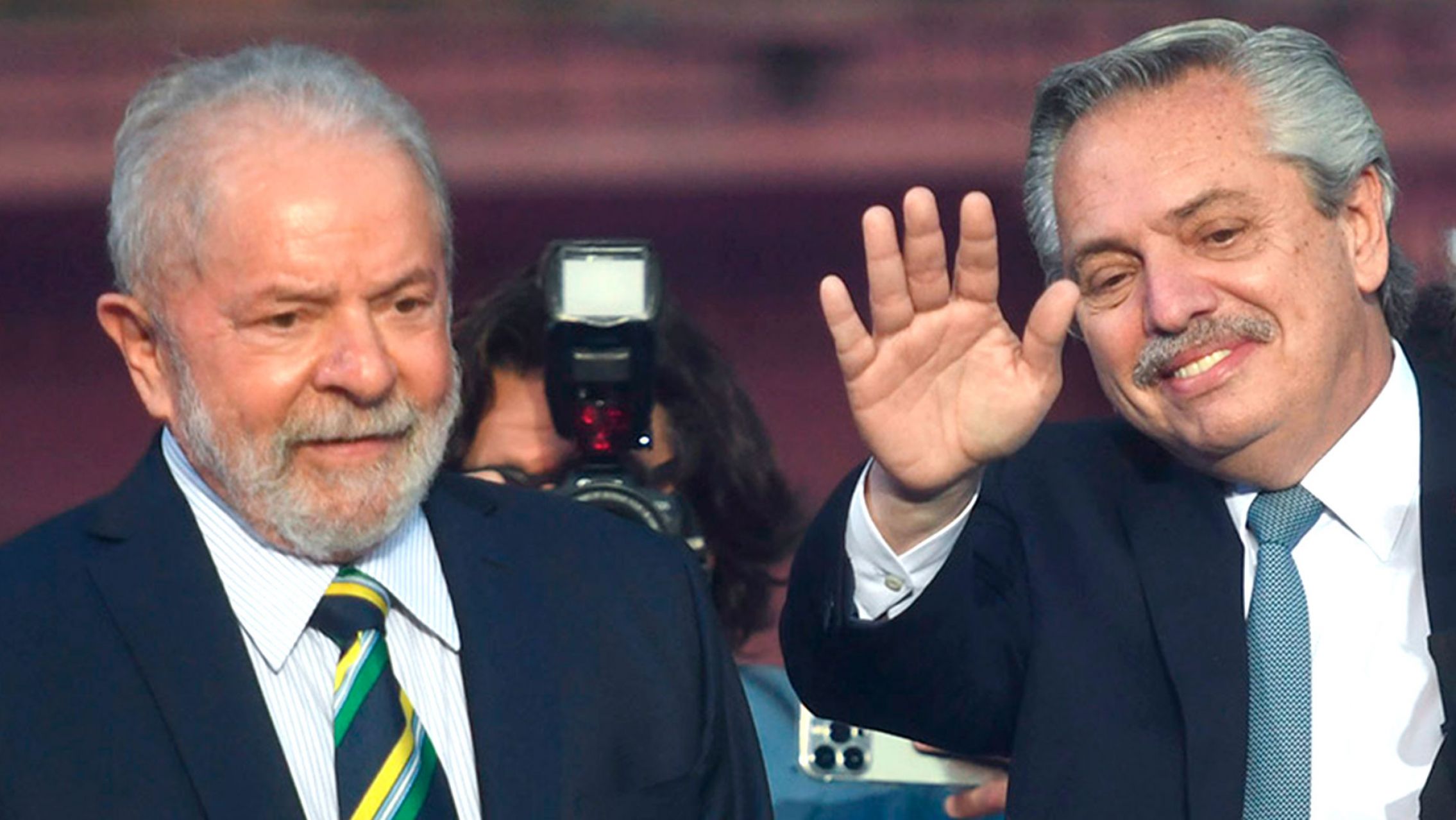 Lula llegó anoche al país y se reunirá con Alberto Fernández