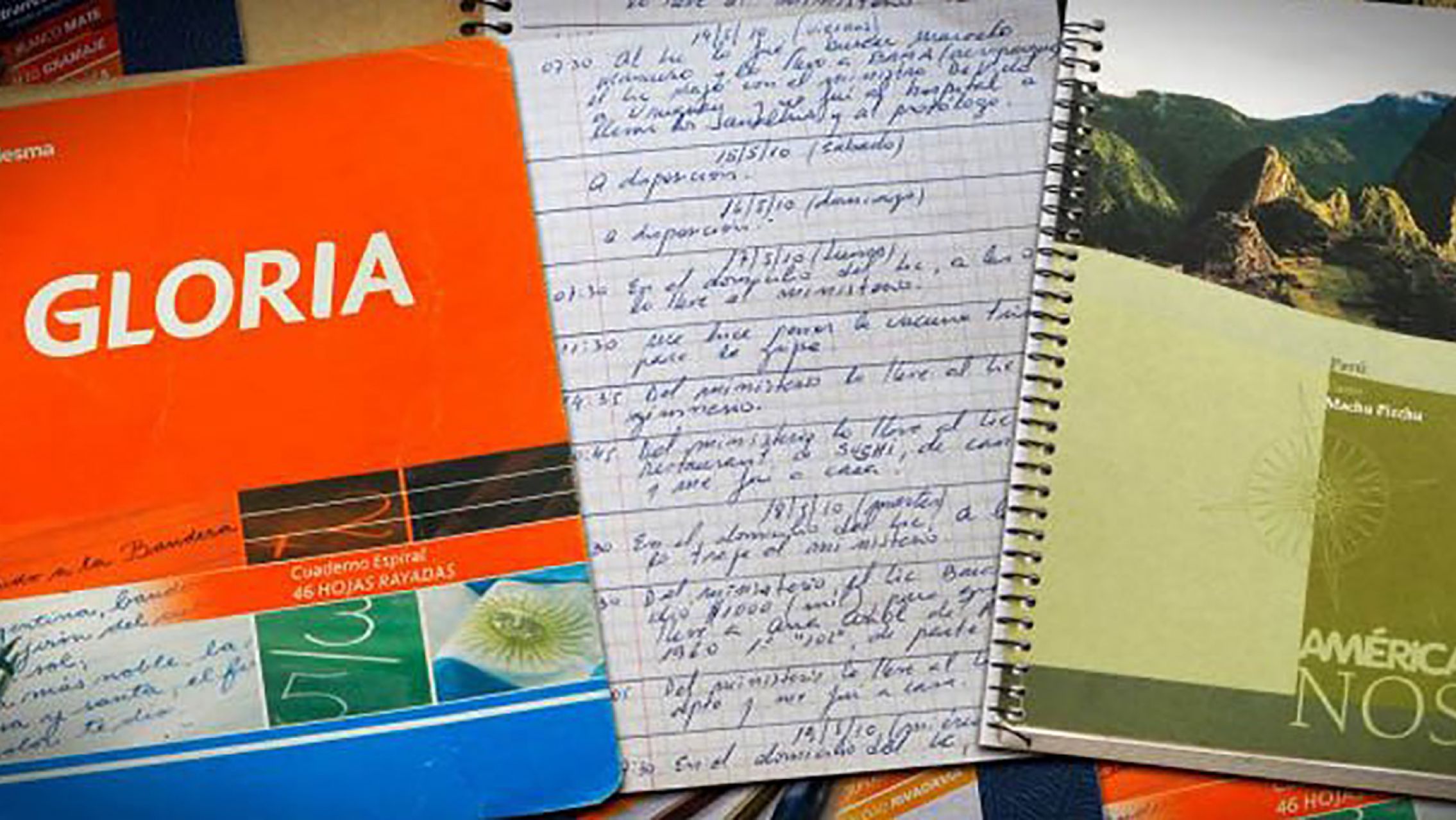 Un peritaje oficial sostiene que uno de los "cuadernos de la corrupción" fue escrito de corrido y de una sola vez