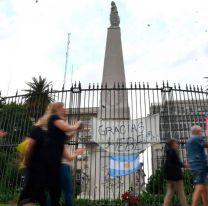 Con una marcha bajo la lluvia: HIJOS despidió a Hebe de Bonafini