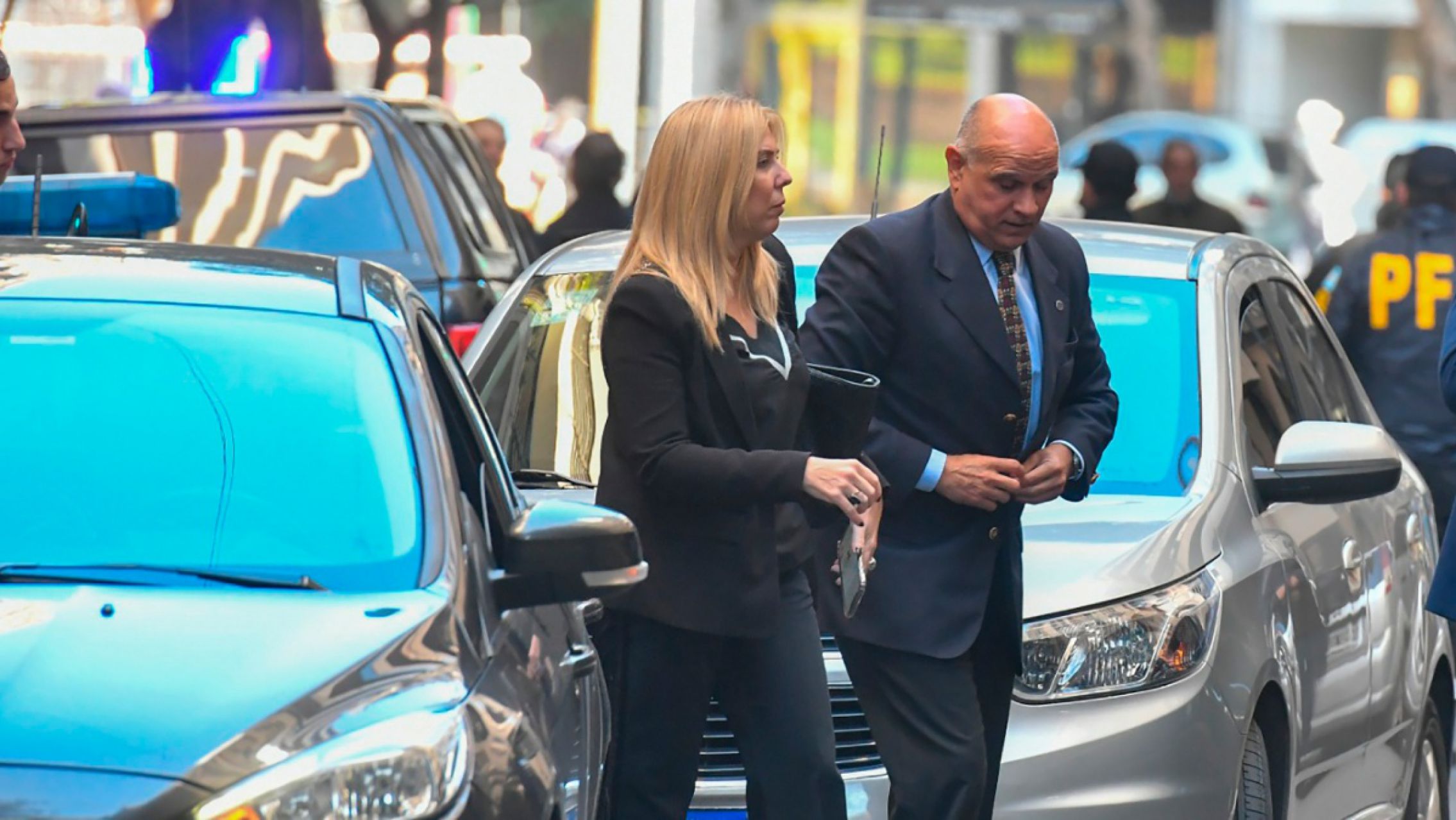 La jueza Capuchetti fue denunciada por cobrar un sueldo de la Ciudad y Cristina lo retuiteó