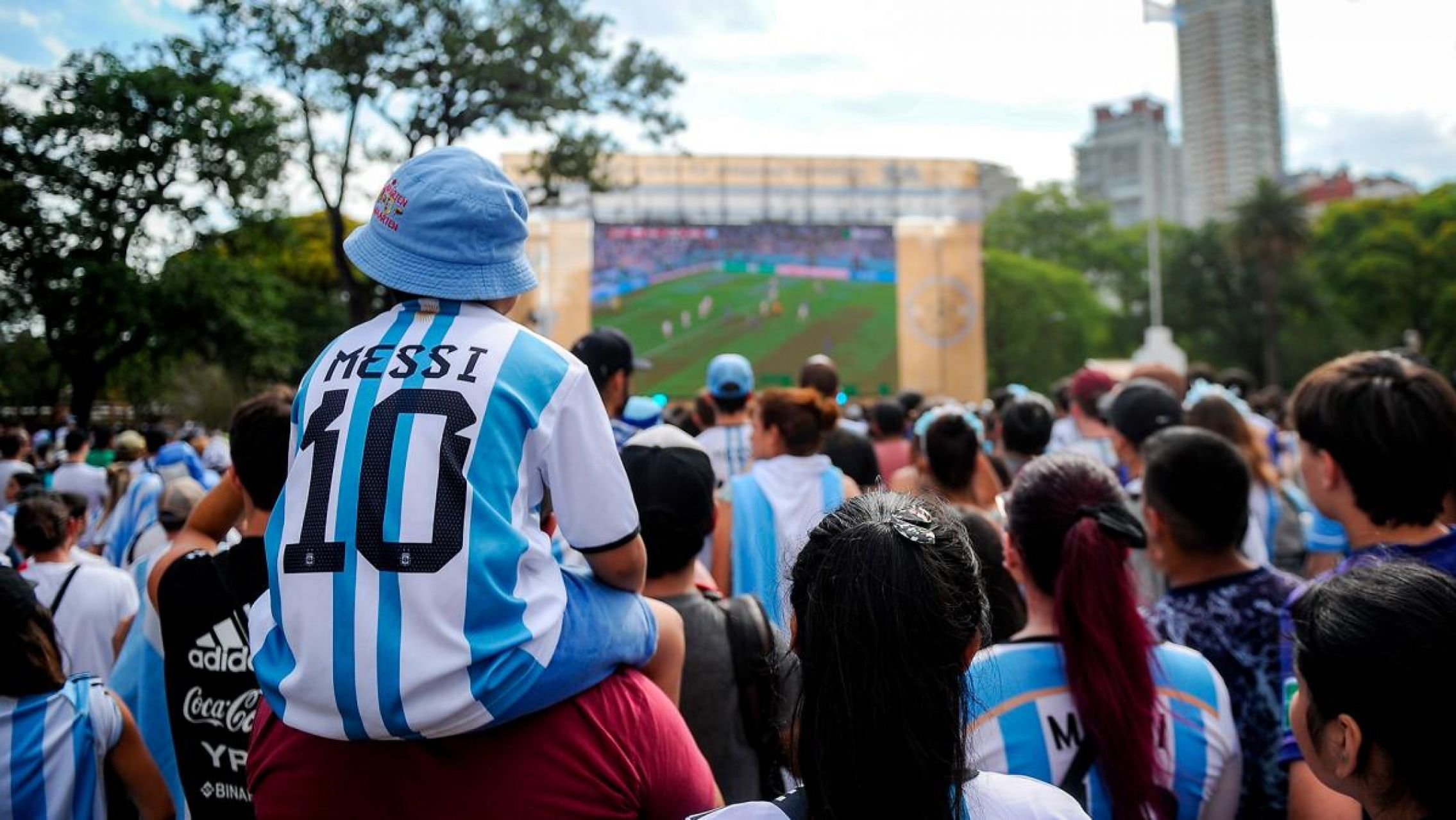 Pantallas gigantes para ver Argentina-Australia en varias ciudades del país