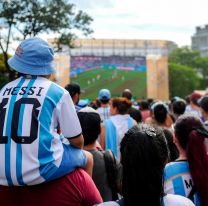 Pantallas gigantes para ver Argentina-Australia en varias ciudades del país