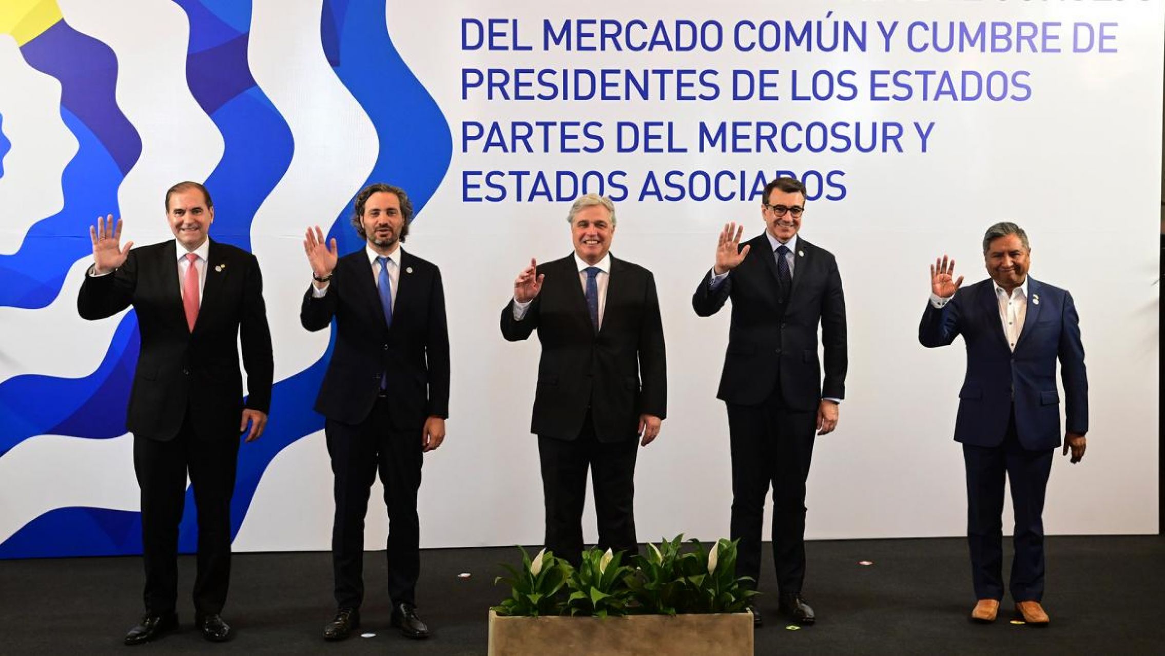 Tenso cruce entre Argentina y Uruguay en la Cumbre del Mercosur que se realiza en Montevideo