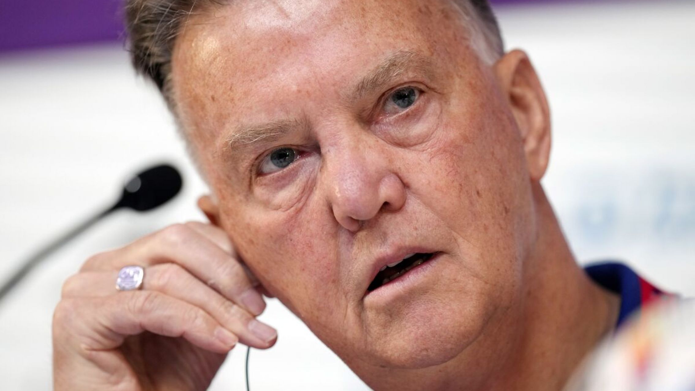 Van Gaal le respondió a Di María: "No me gustó haya dicho que fui el peor entrenador que tuvo"