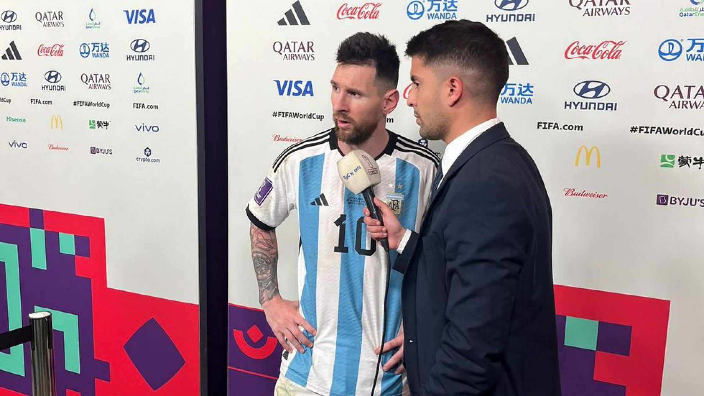 Viral: se tatuó el "¿Qué mirás bobo?" de Lio Messi