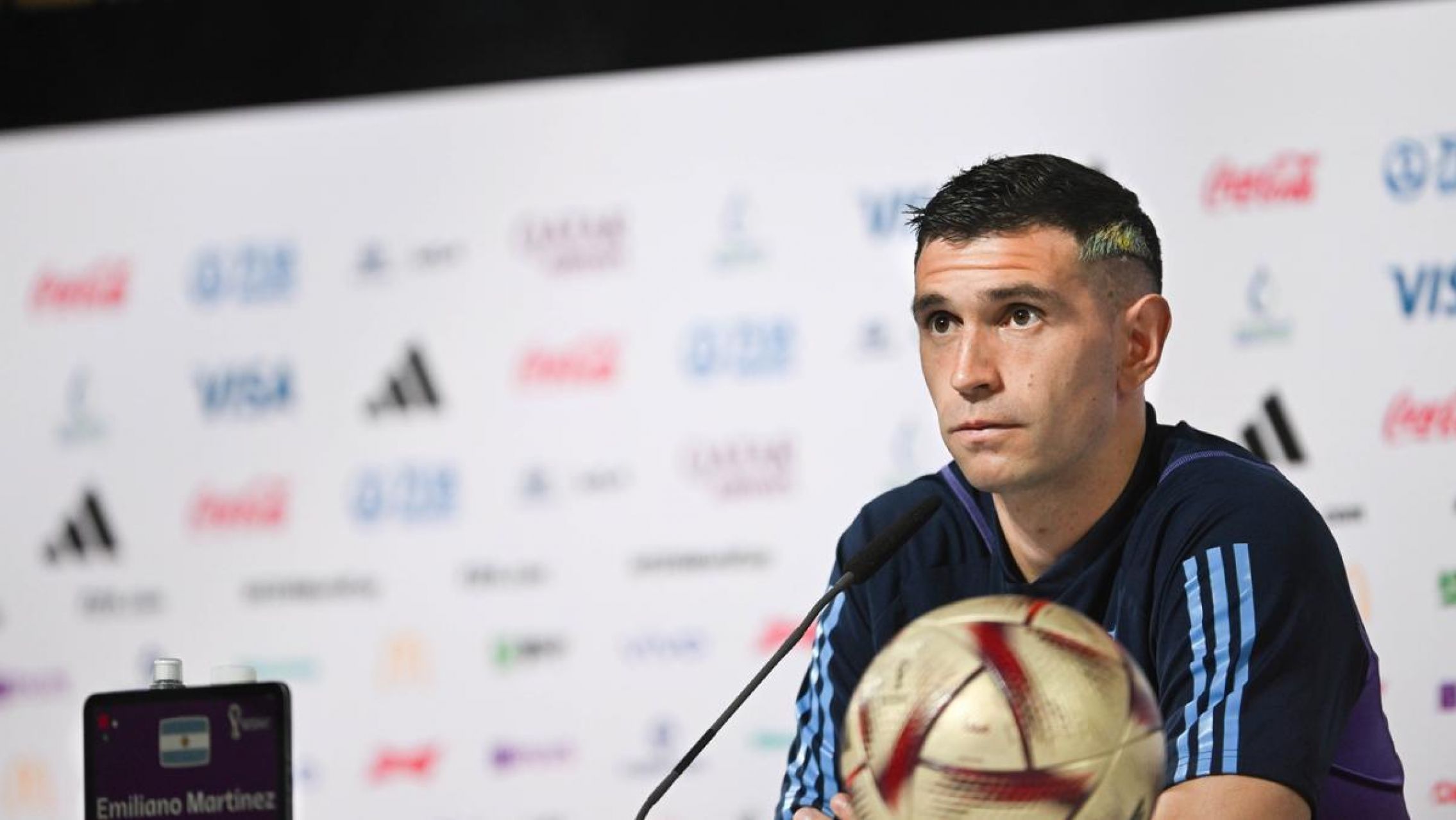 "Dibu" Martínez: "Se puede decir que Francia es favorito, pero nosotros tenemos al mejor del mundo"