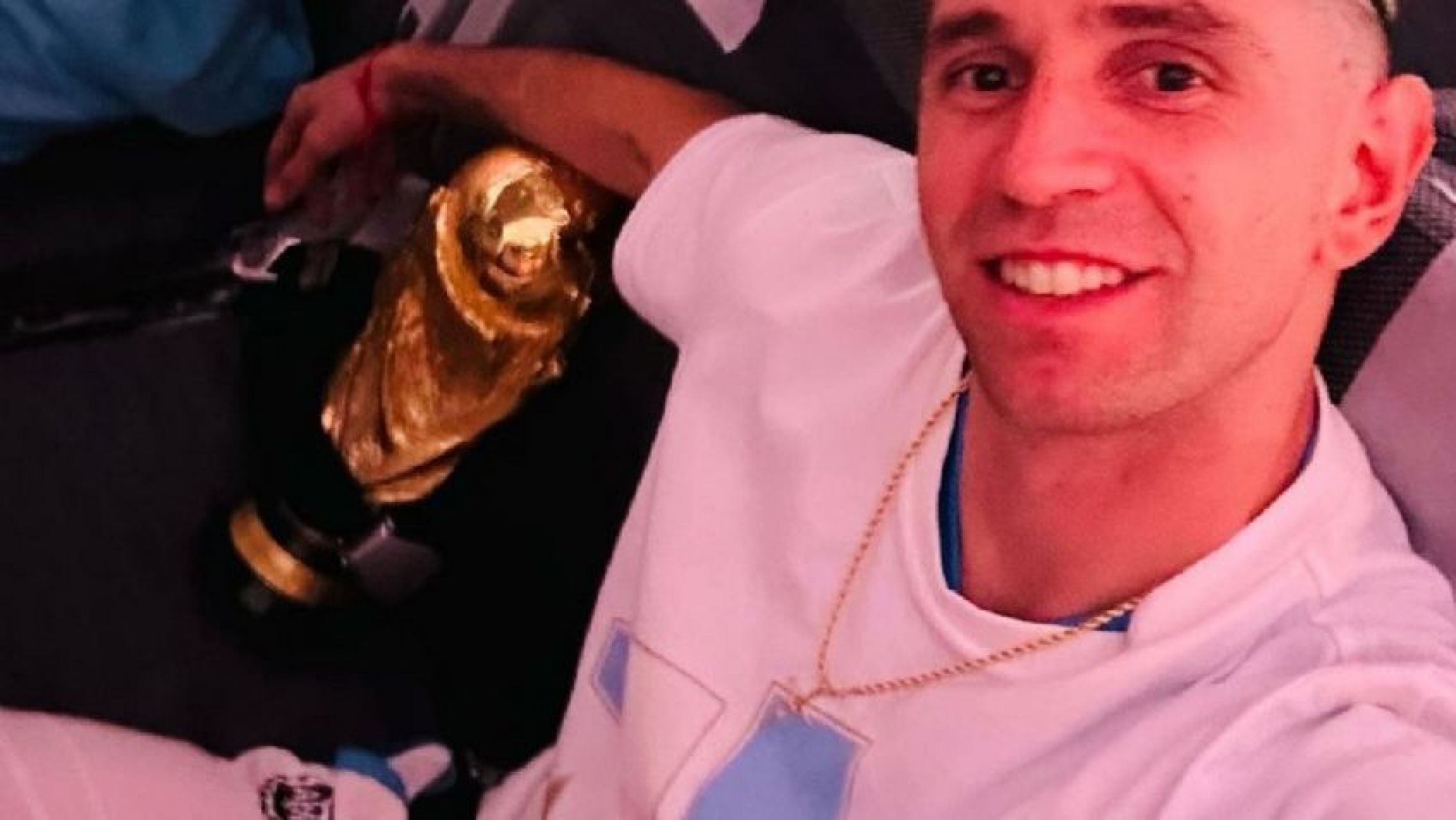 Tremendo homenaje para el Dibu en Mar del Plata: el proyecto ya fue presentado