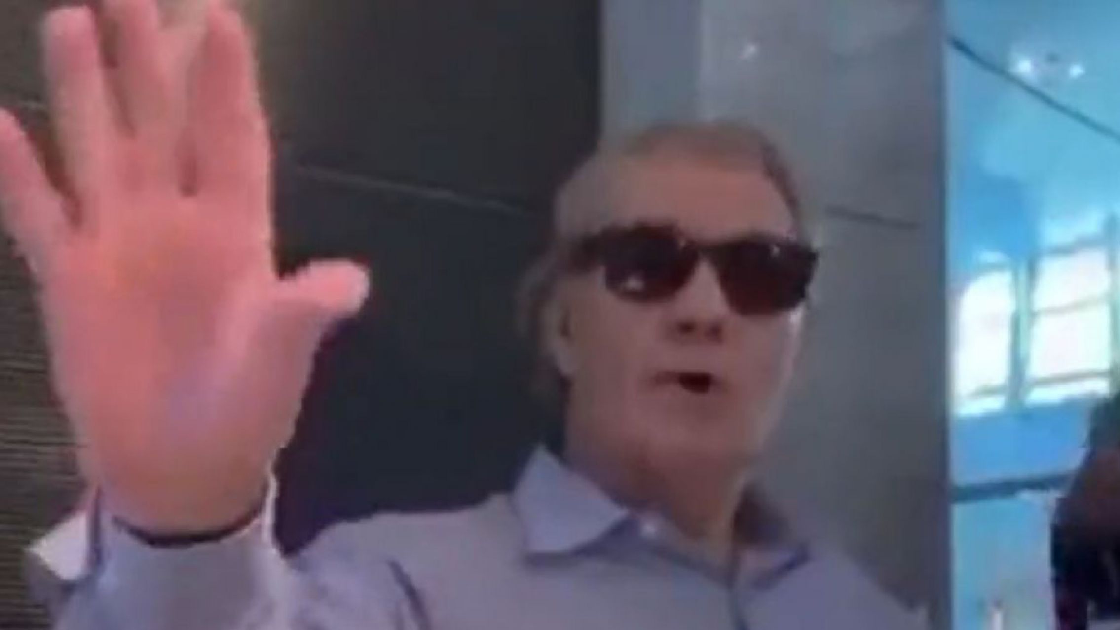 Escracharon a Víctor Hugo Morales y respondió con una catarata de insultos