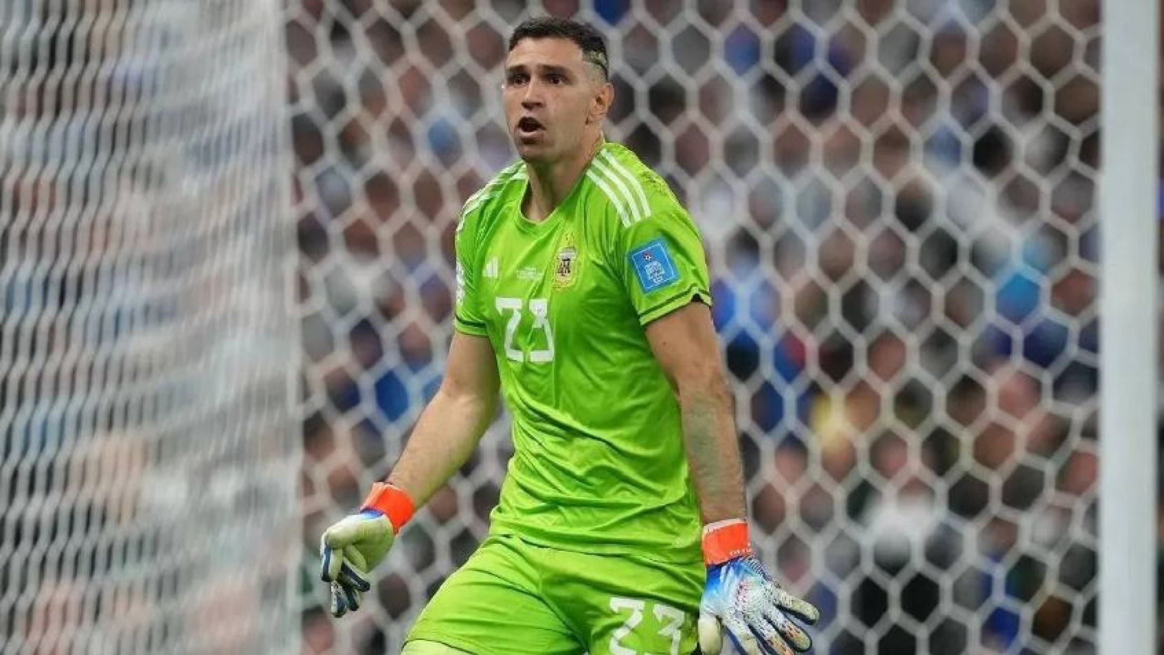 "Es el mejor contra el que jugué...", la confesión de Dibu sobre la admiración hacia un rival