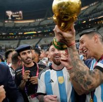 La copa que Messi levanta en la foto más icónica del Mundial de Qatar es falsa