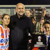 El Gobernador Perotti le dio un subsidio de 183 millones al club del que es hincha