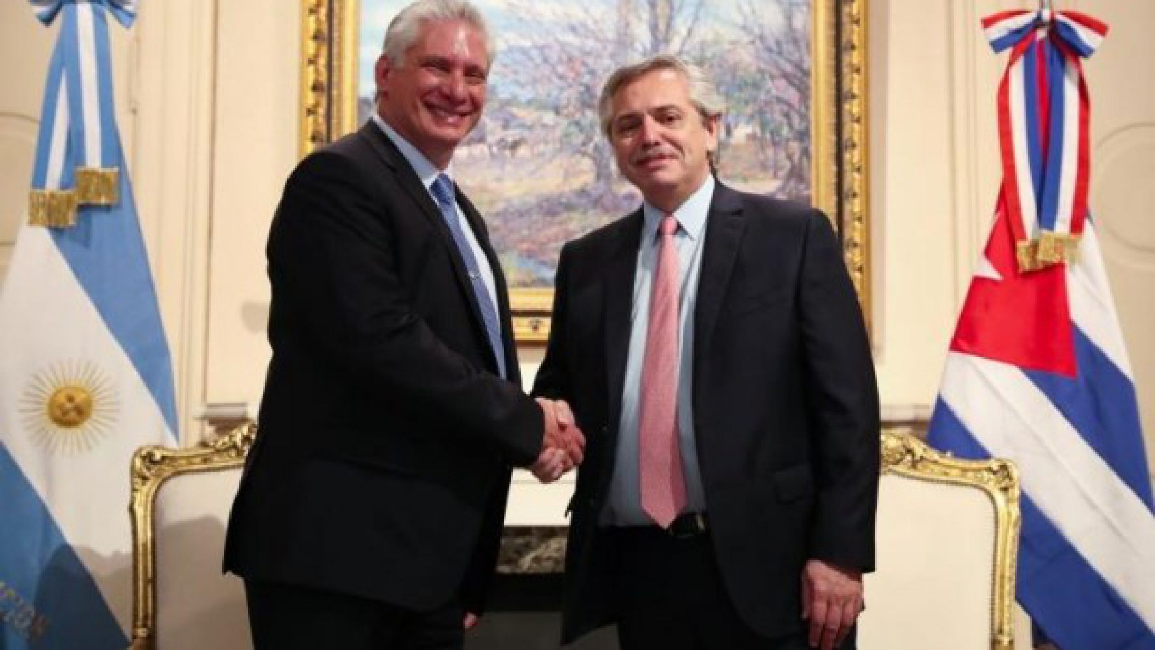 Así fue la llegada de Díaz Canel a Argentina en medio de cuestionamientos opositores