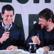 Por qué la madre de Wado de Pedro tiene las manos manchadas con sangre