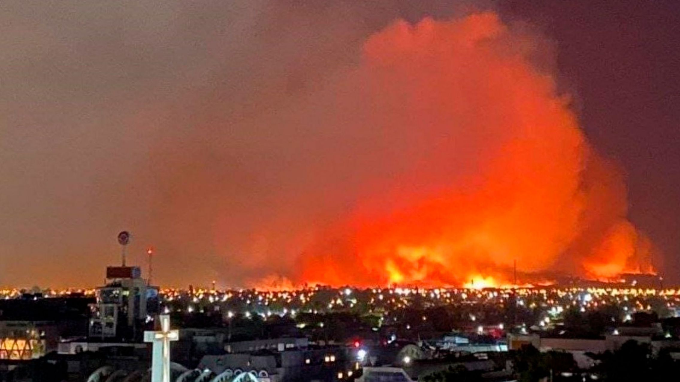 Incendios en Chile: al menos 13 muertos y más de 170 focos activos a la espera de ayuda internacional