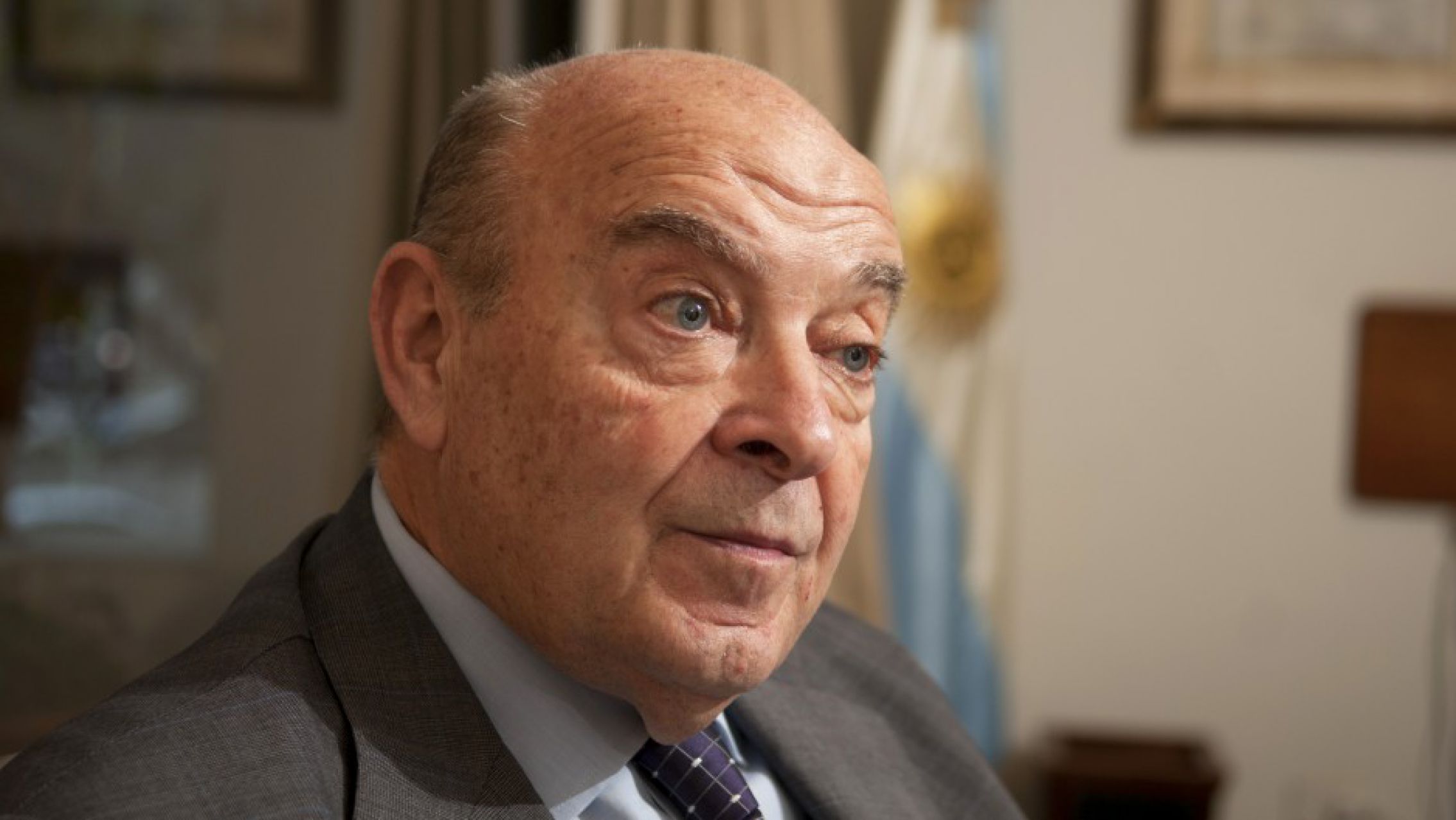 Análisis: ventajas y riesgos del "Plan Primavera" que propone Cavallo