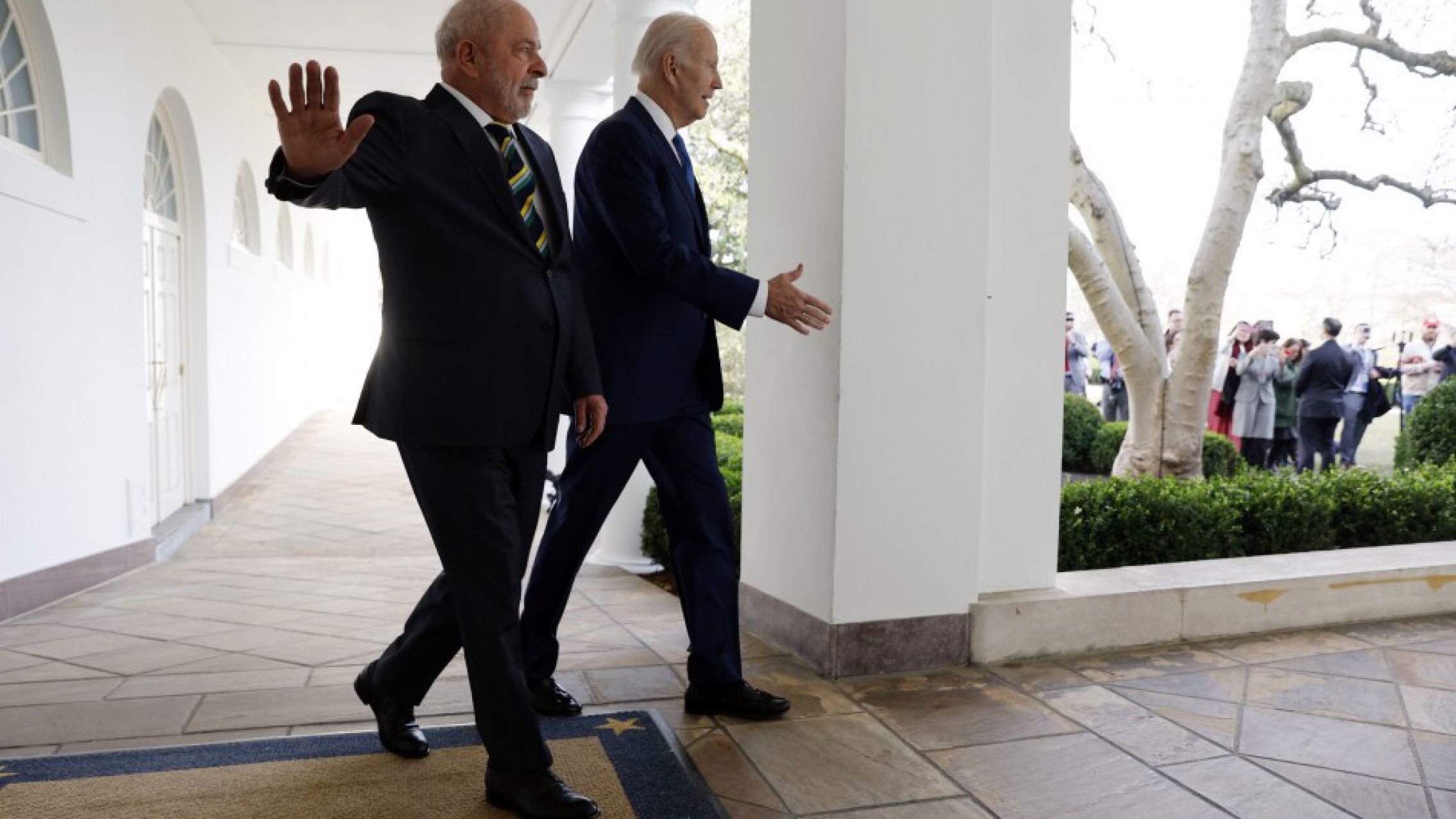 Biden respaldó a Lula ante las amenazas de golpe y comparó a Trump con Bolsonaro