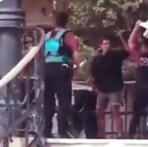 La Policía detuvo a sillazos a un hombre que agredió a ocho agentes con una lanza