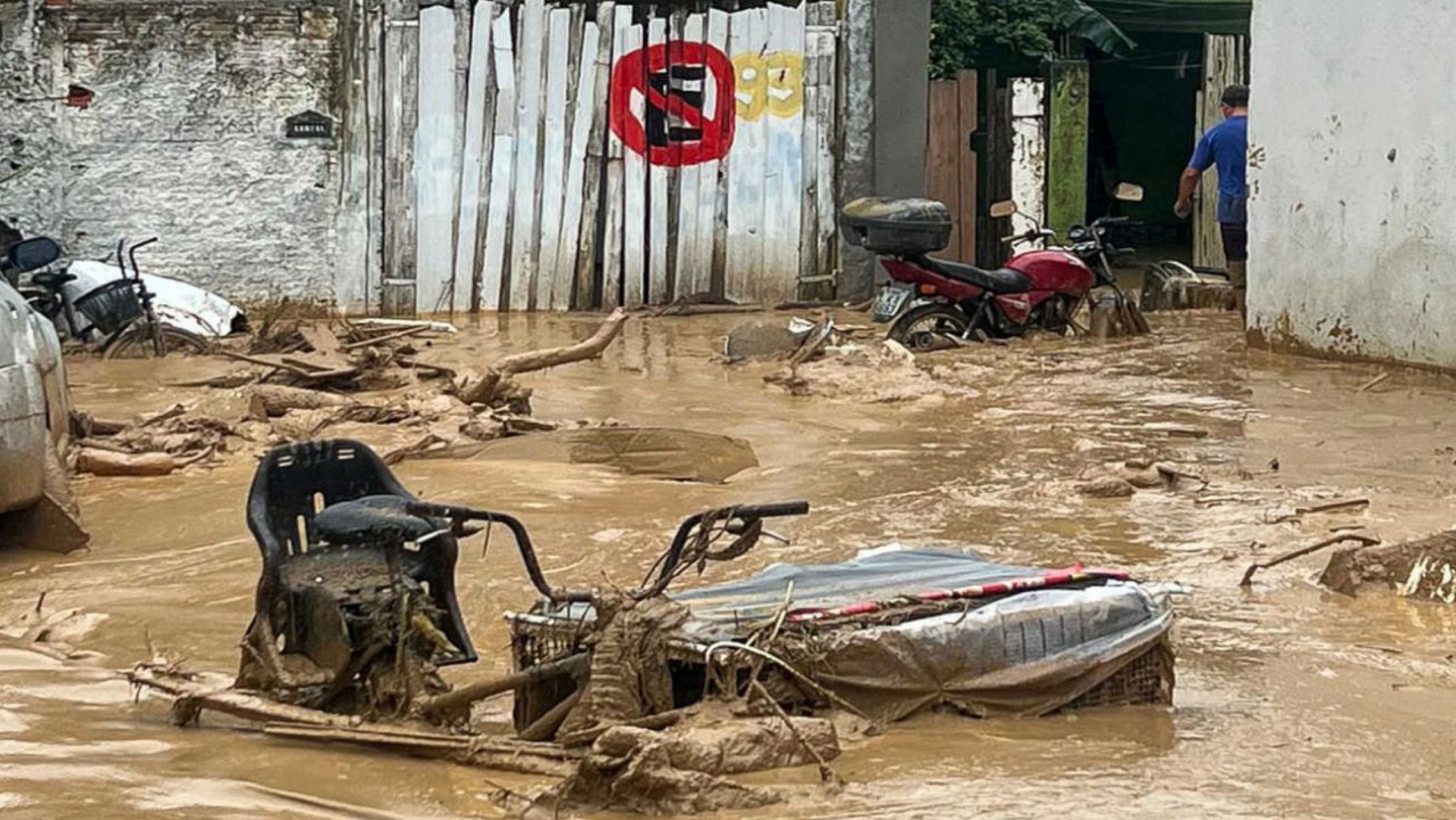 Crece el número de muertos por las inundaciones en Brasil: más de dos mil personas debieron ser evacuadas