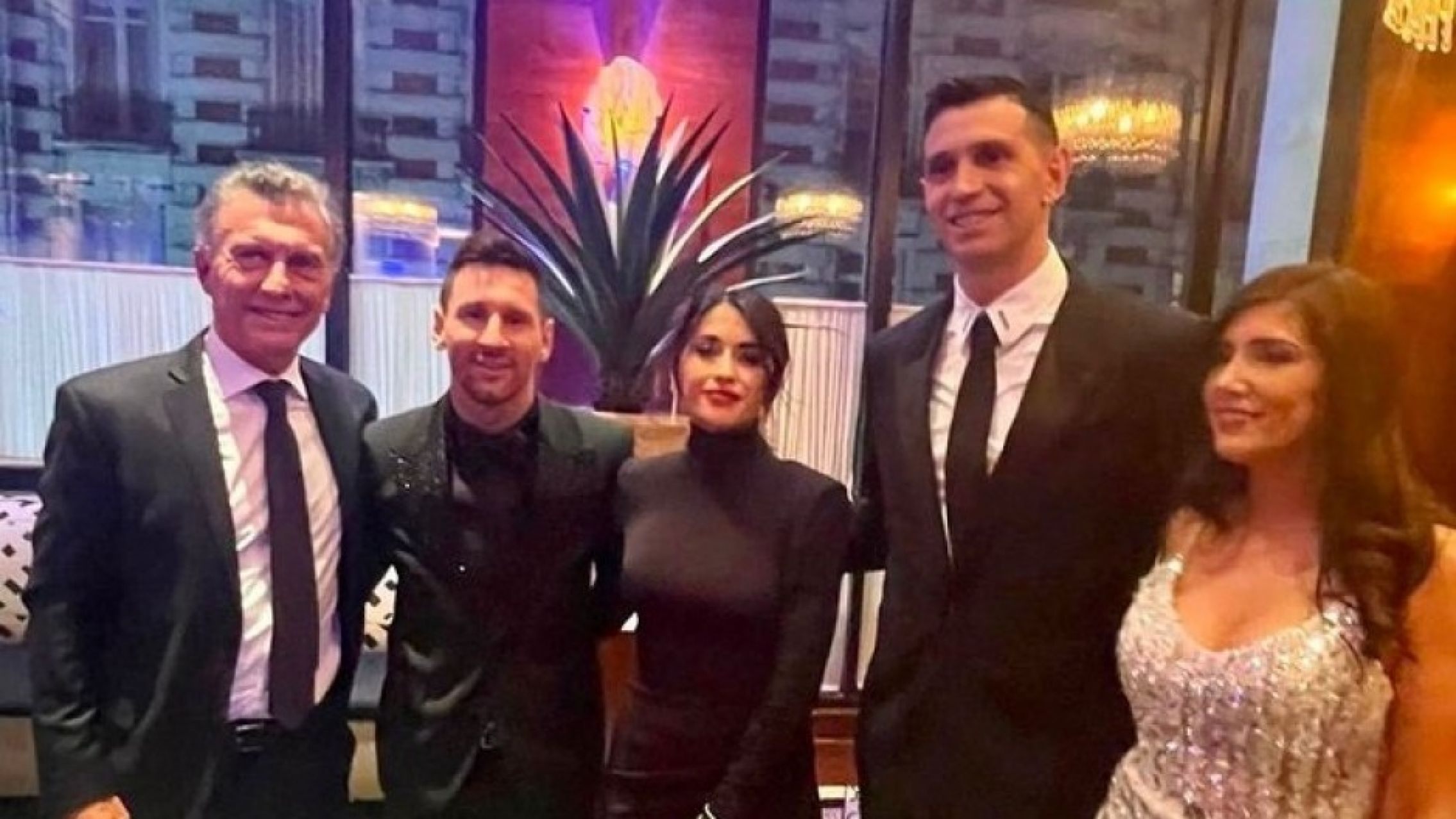 Macri consiguió la foto que Messi le negó a Alberto