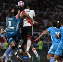 River goleó a Racing de Córdoba y avanzó de ronda en la Copa Argentina