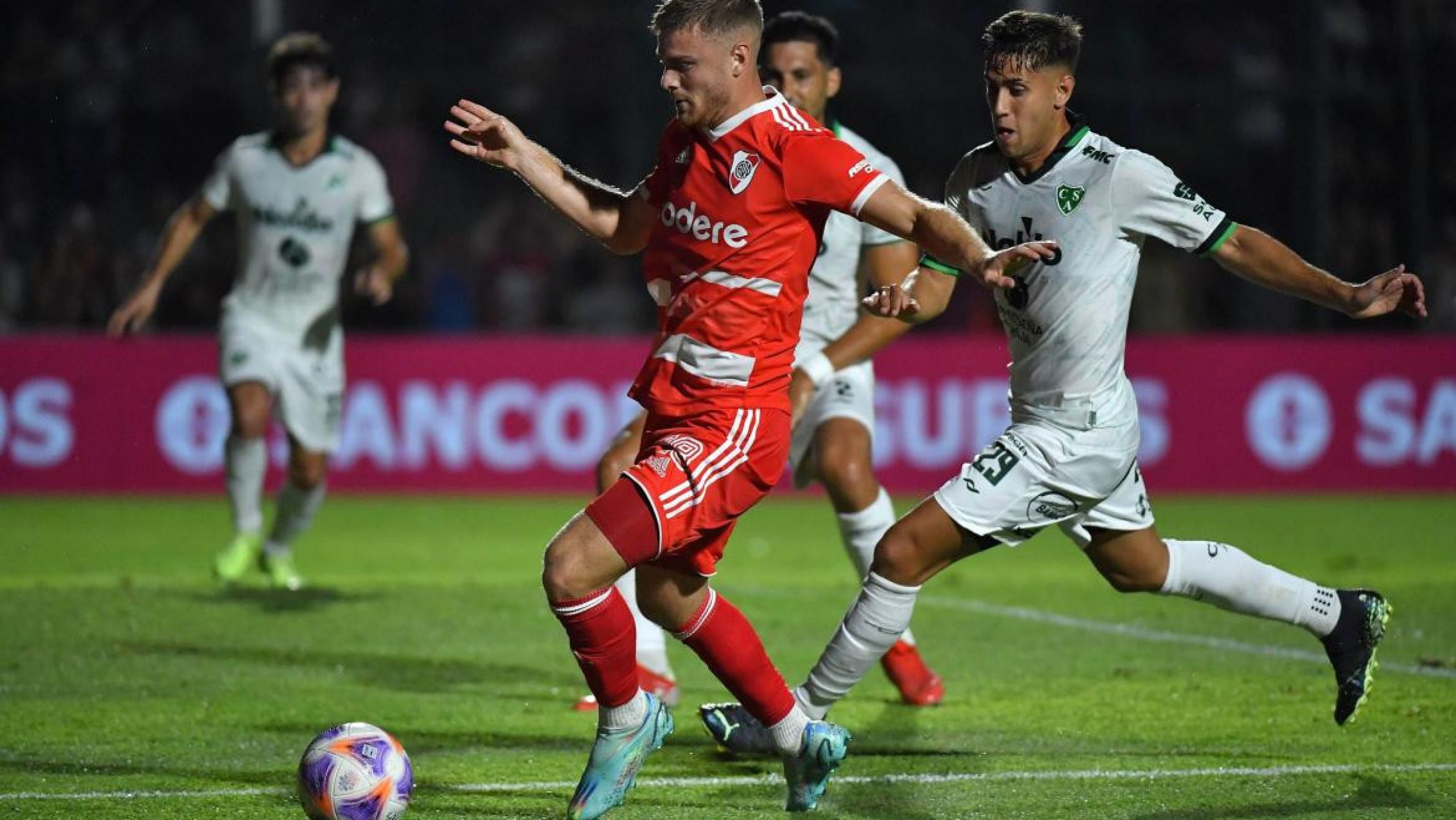 La "Michoneta" volvió a ganar y es único líder