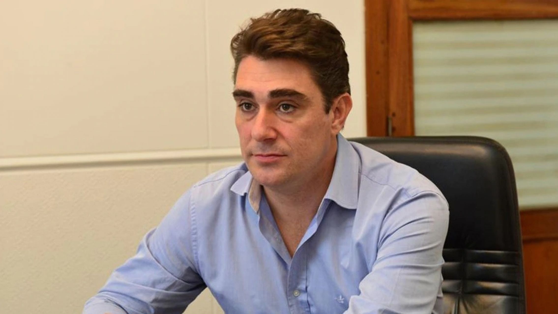 Javier Iguacel: "El sueldo del director tiene que estar atado al de un legislador y se acabó el curro"