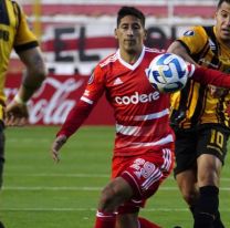 River perdió en su debut ante The Strongest y comenzó la Copa con el pie izquierdo