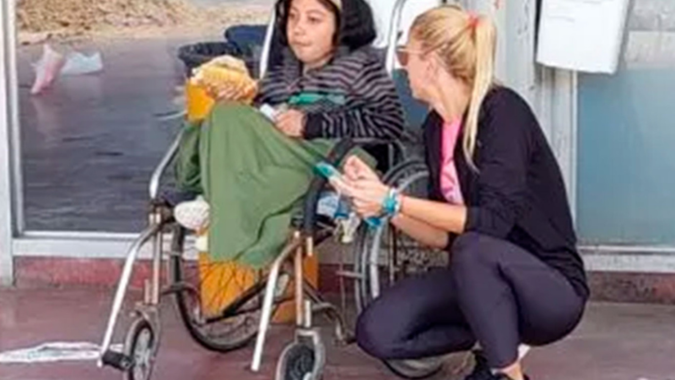 Santa Fe: Tiene una discapacidad, su novio le robó la pensión y la dejó abandonada en una terminal