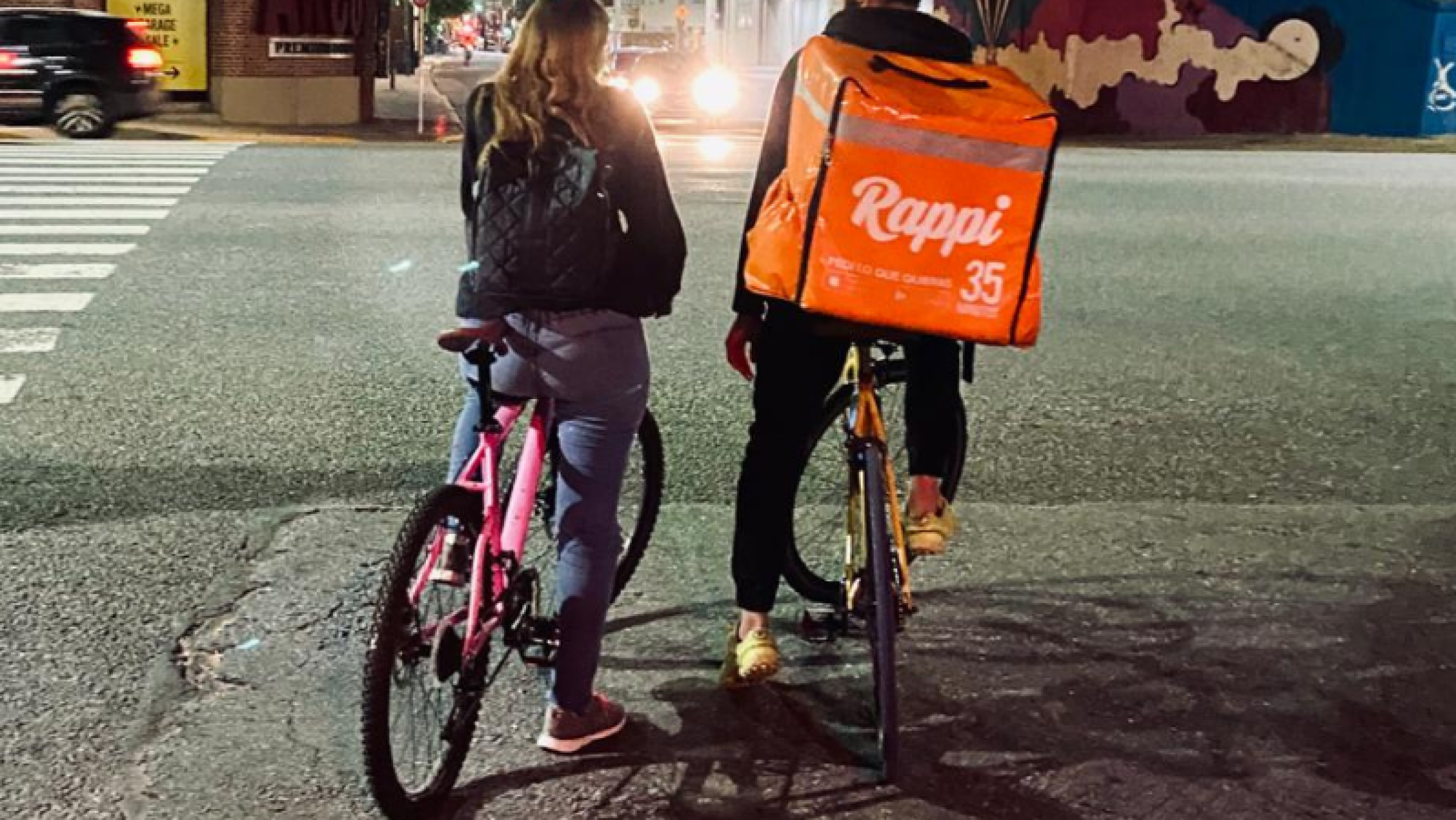 La polémica iniciativa en Buenos Aires para regular a los repartidores de Rappi y PedidosYa