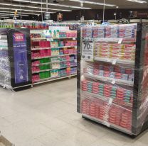 Defensa del Consumidor inspeccionó supermercados por "encintar" mercadería tras la suba del dólar