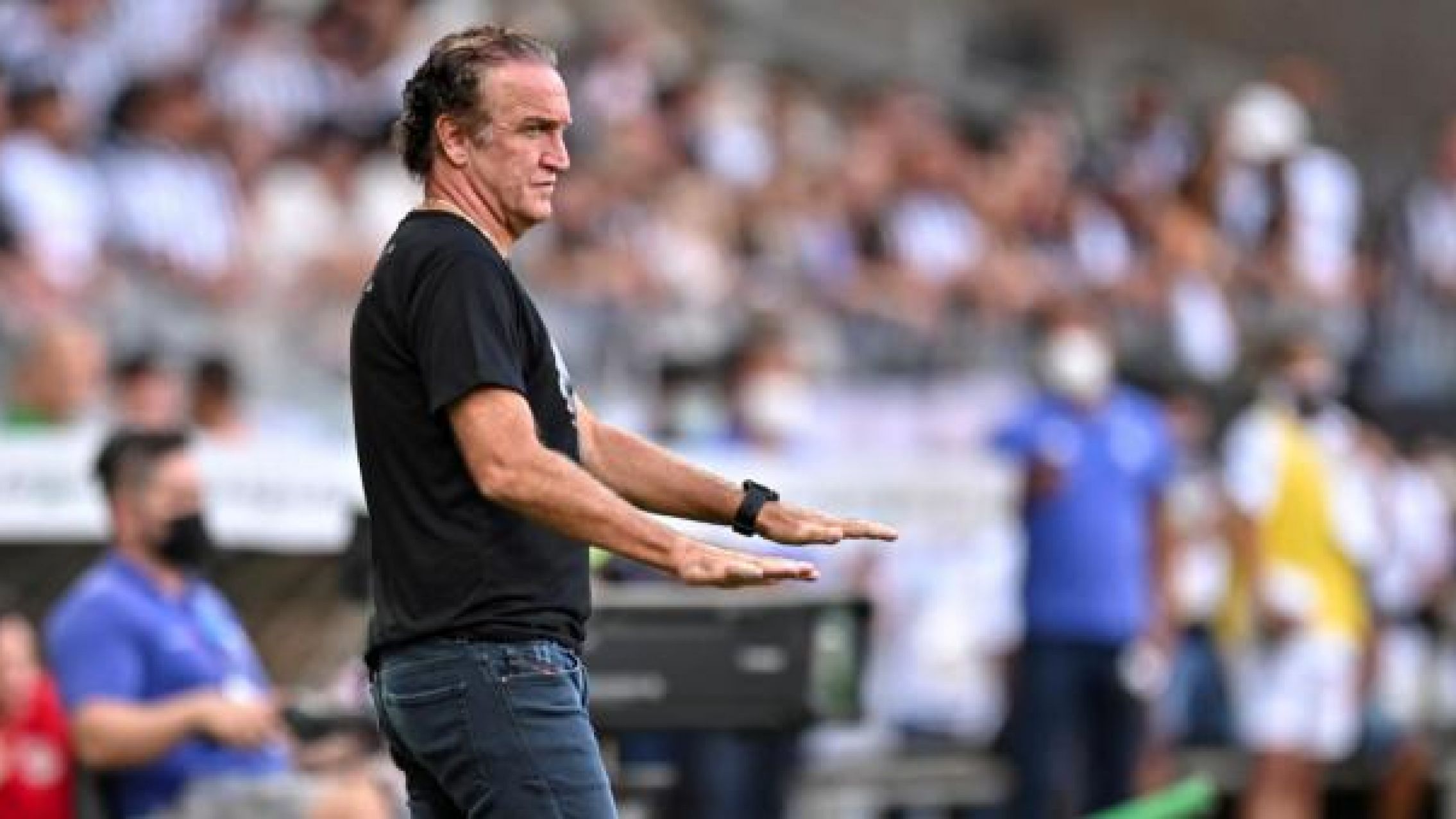 El DT Cuca sale de Corinthians por escándalo por violación de una adolescente ocurrido en 1987