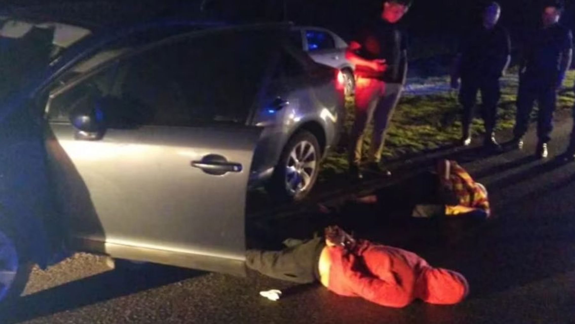 Asesinan a un policía y a un peón tras un tiroteo en una carbonera