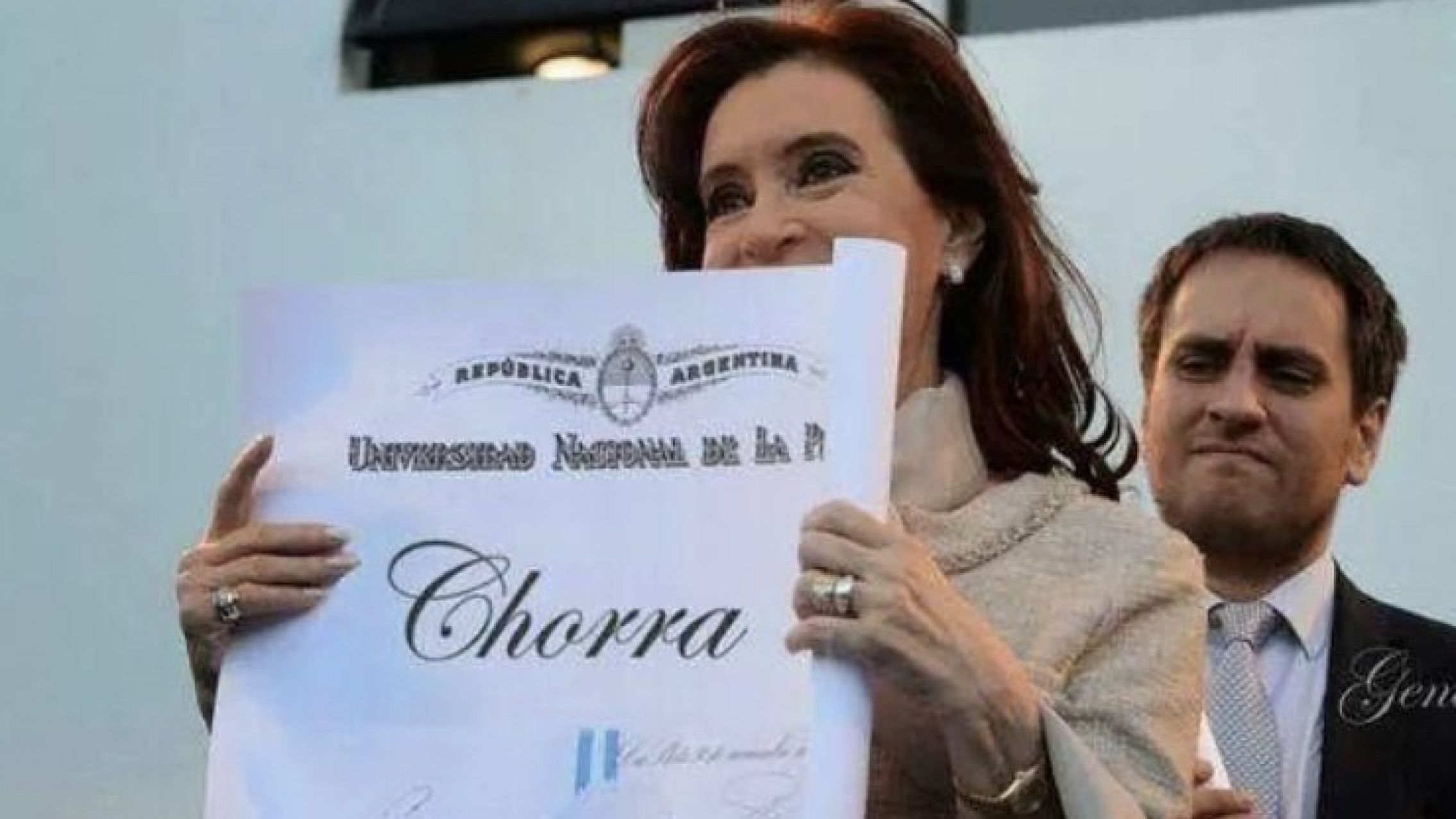 Autoridad de la Universidad de La Plata confirma que Cristina Kirchner no es abogada