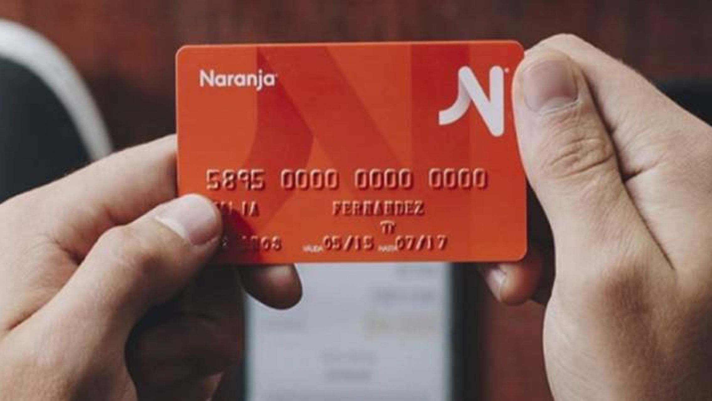Tarjeta Naranja se equivocó en la cotización del dólar y les cobrará la diferencia a sus clientes