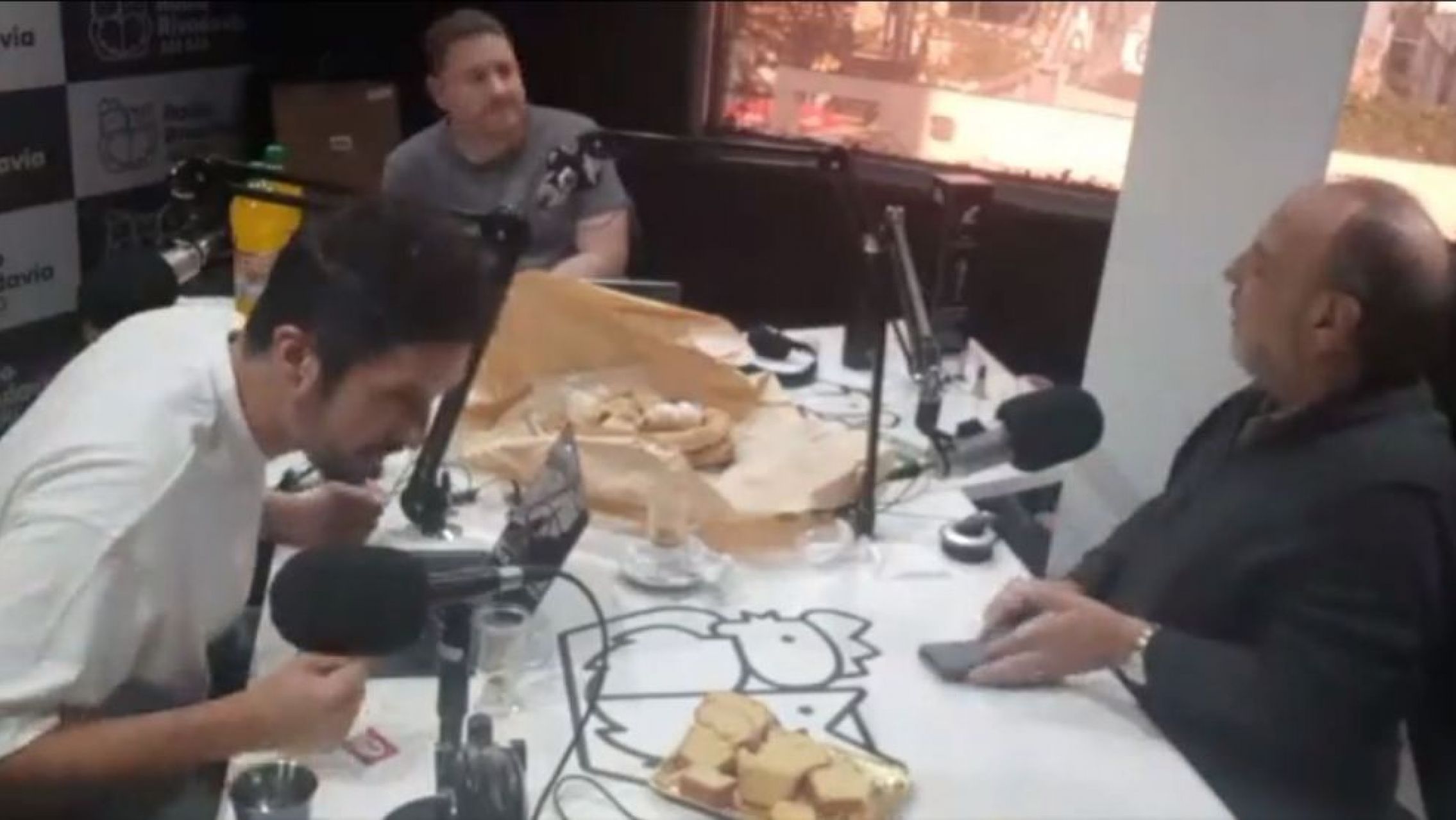 A Baby Etchecopar y Jonathan Viale se les escapó que Larreta compra periodistas