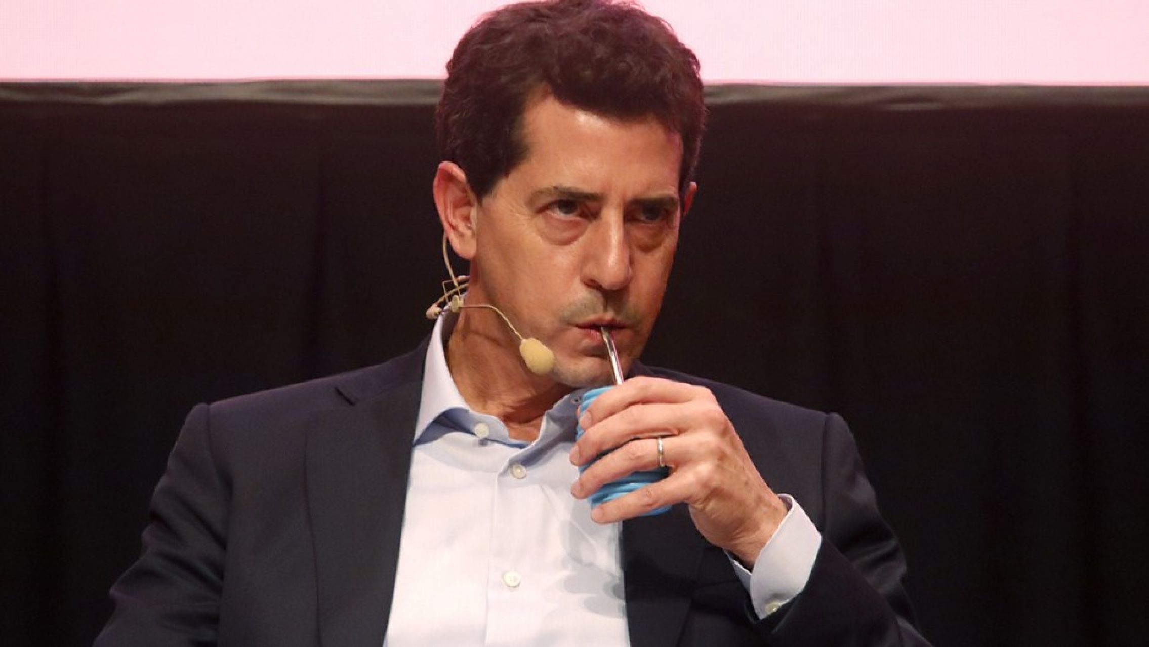 El clan familiar de Wado de Pedro prendido a la teta del estado