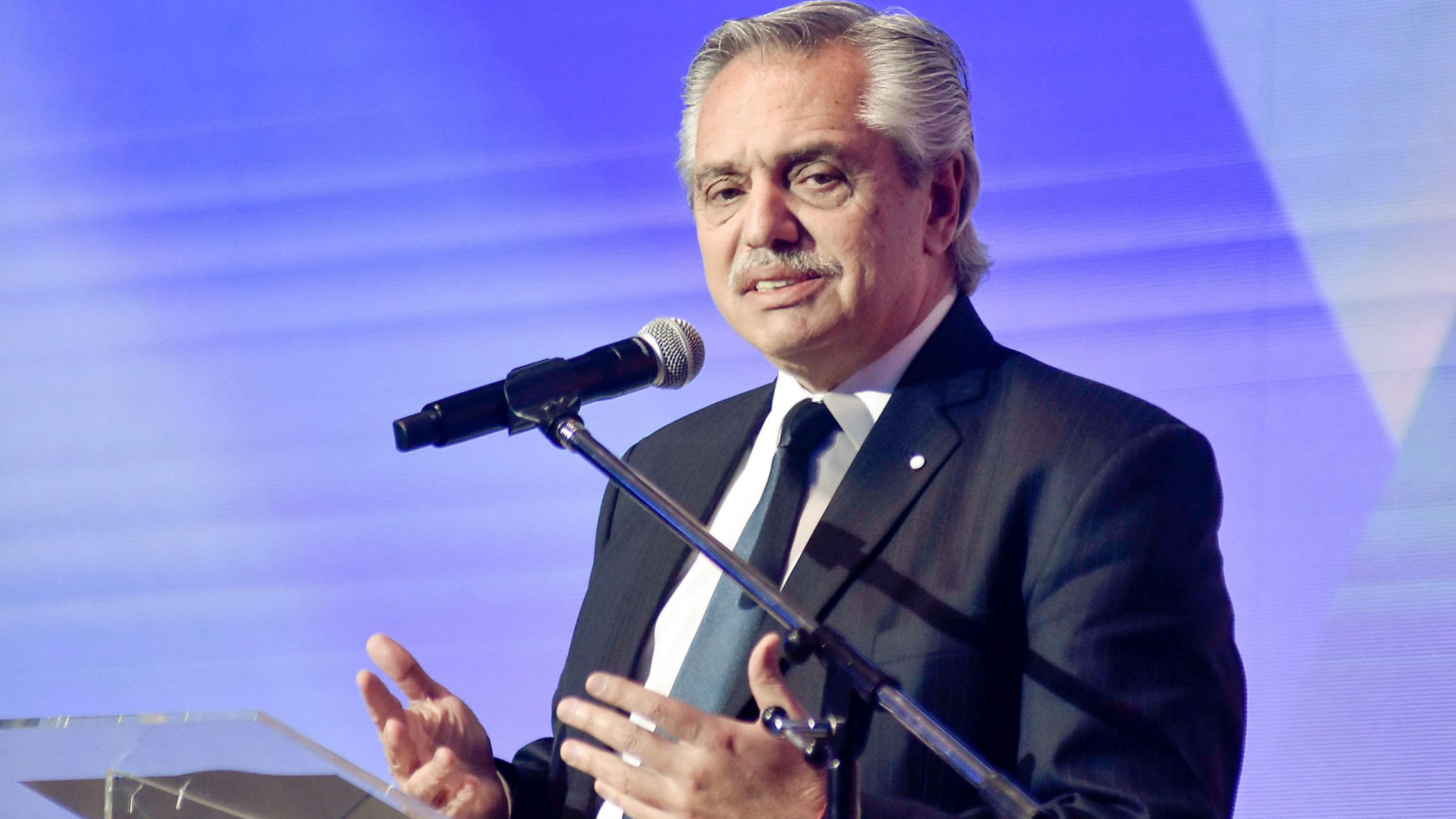 Fernández: un TLC con la UE "es imprescindible", pero que "sirva a todos"