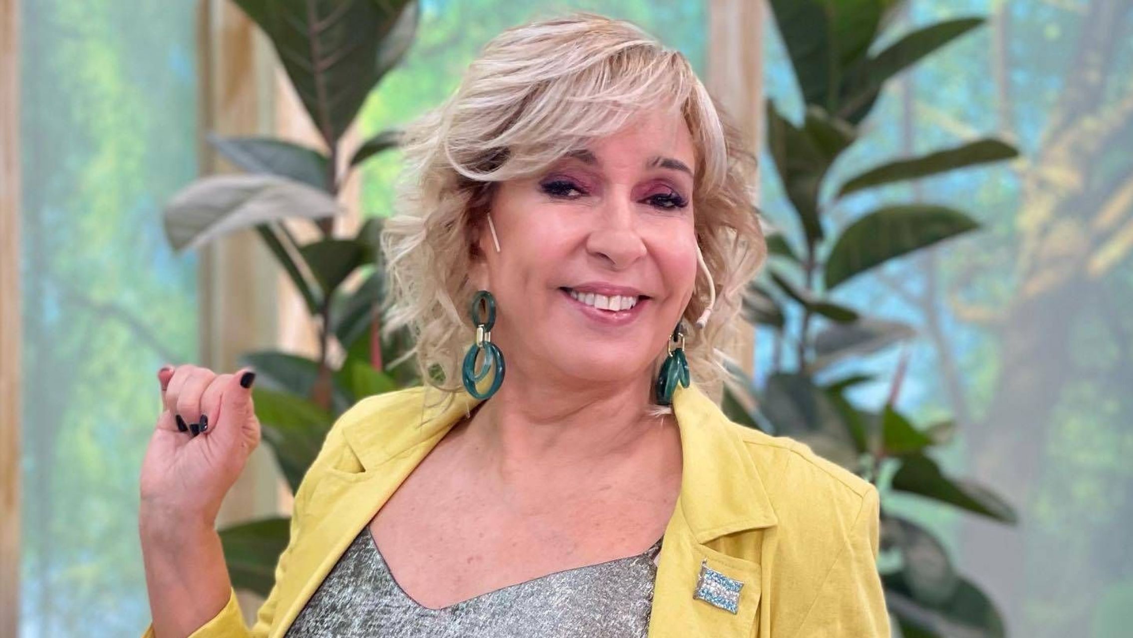 Papelón en "La Peña": Georgina llenó de elogios a su invitado ¡Y olvidó su nombre!