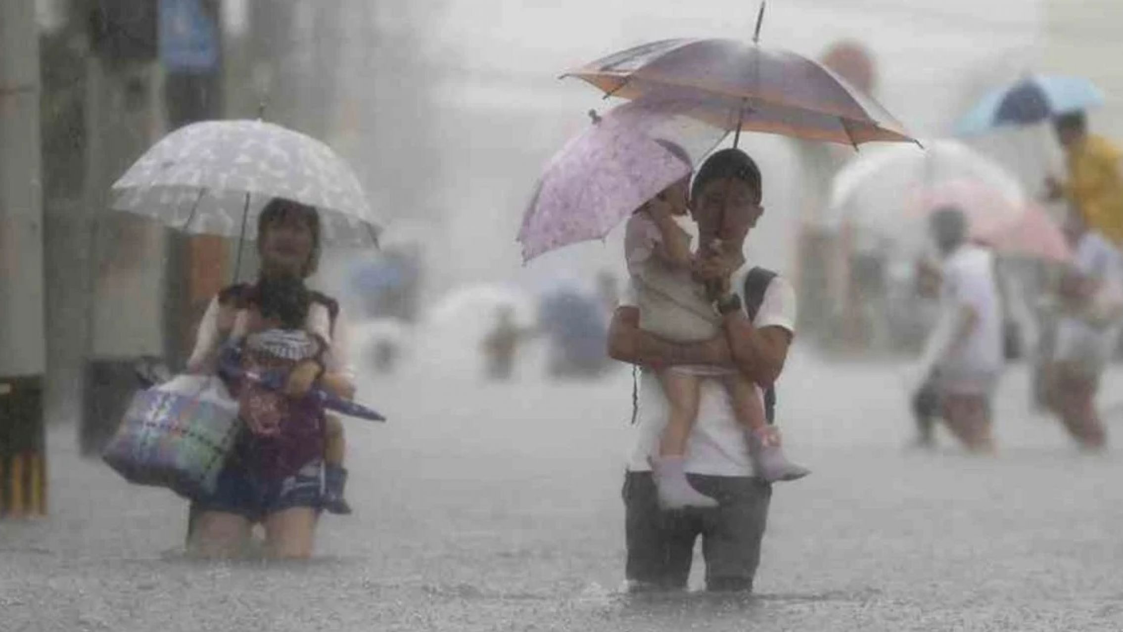 Un muerto y tres desaparecidos a causa de las lluvias intensas en Japón