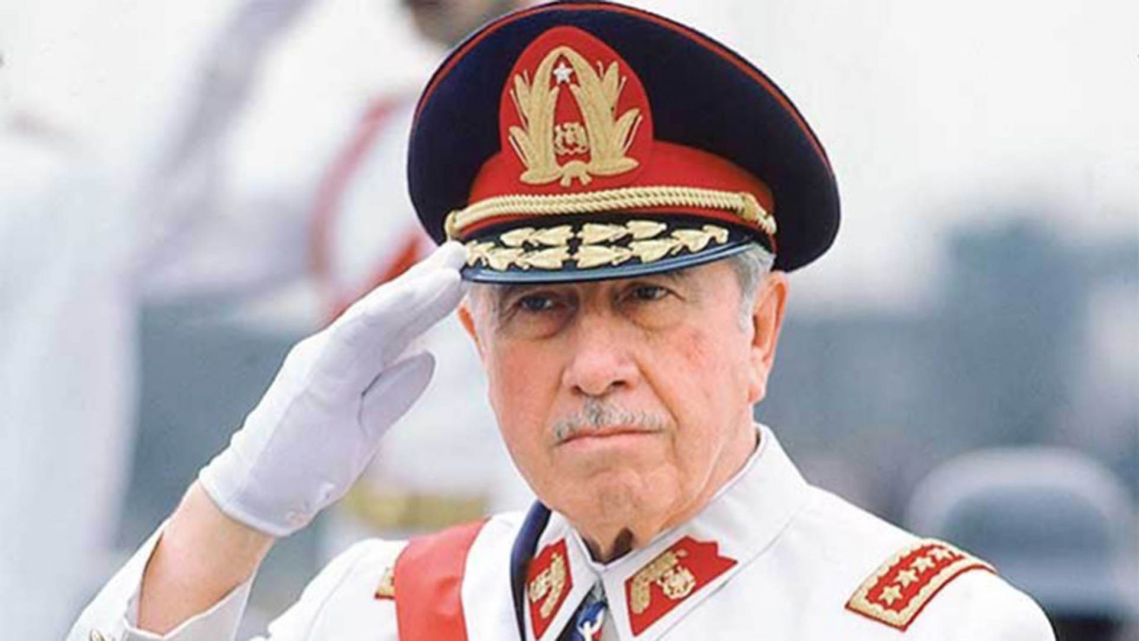 Cámara de Diputados de Chile aprueba proyecto para quitar calificación de "presidente" a Pinochet