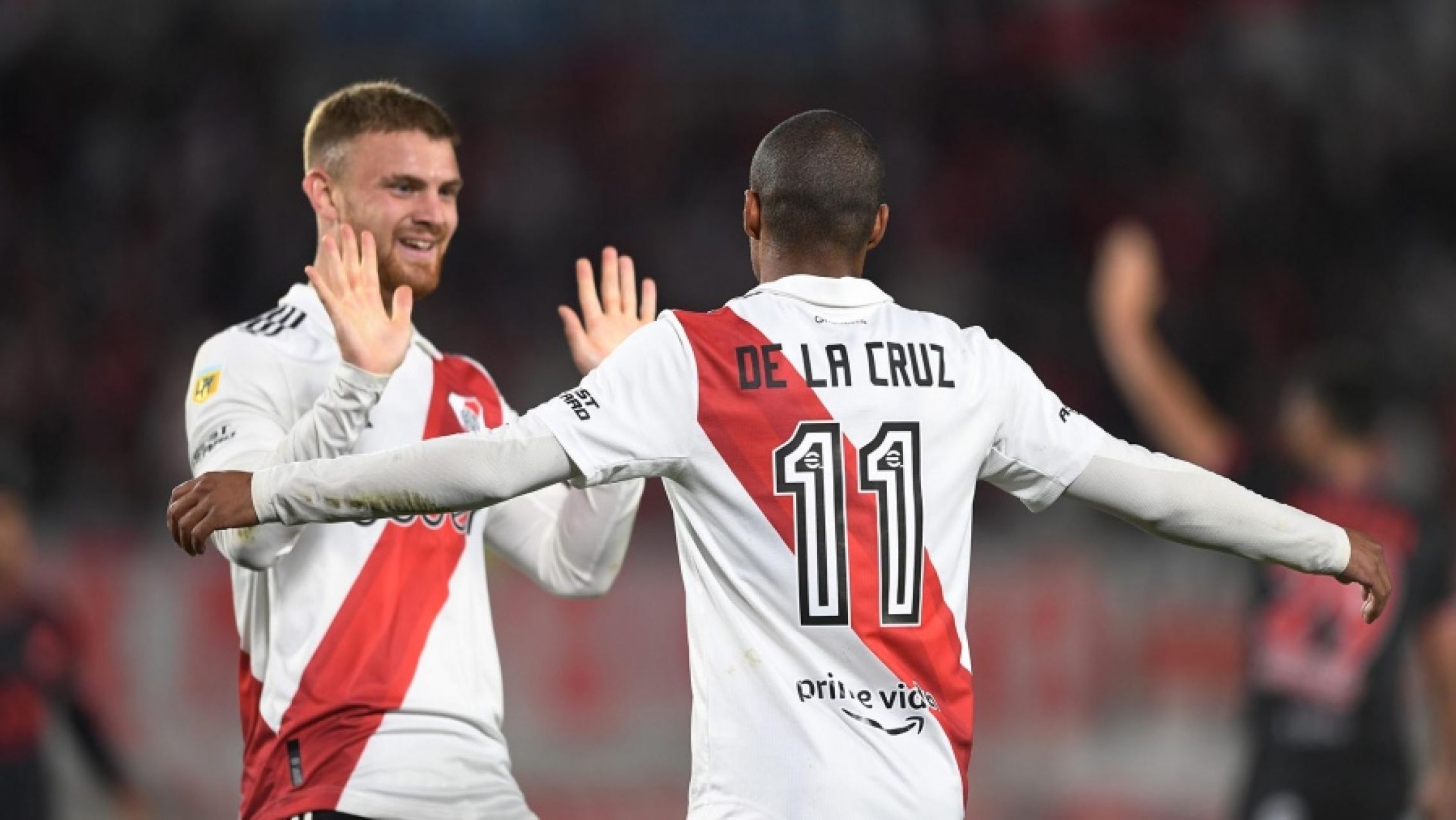 "River campe...": ¿Qué necesita el Millo para dar la vuelta olímpica?