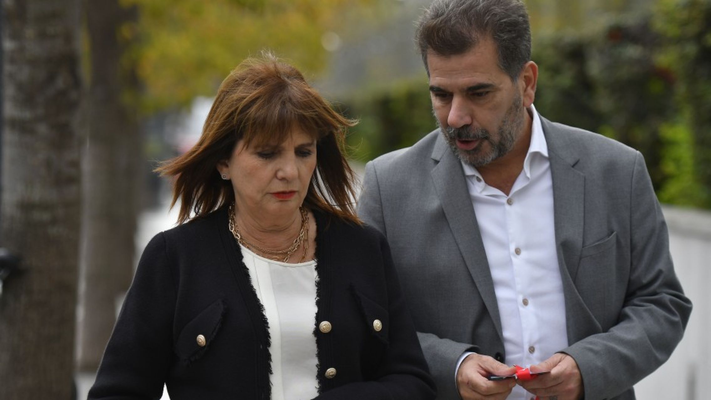 Bronca en el equipo de Patricia por un diputado lilito que la comparó con De La Rúa